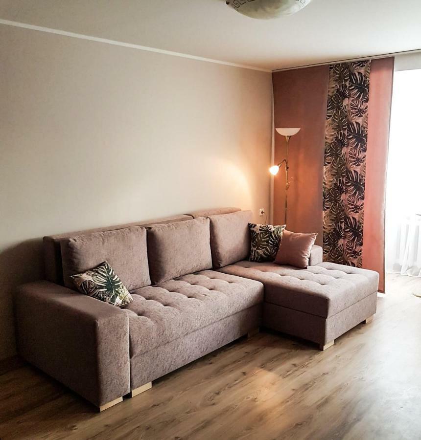 B-Est Lillekuela Apartment Tallinn Ngoại thất bức ảnh