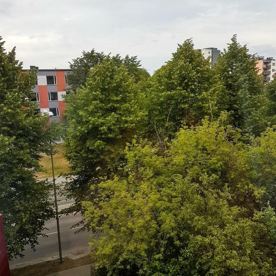 B-Est Lillekuela Apartment Tallinn Ngoại thất bức ảnh