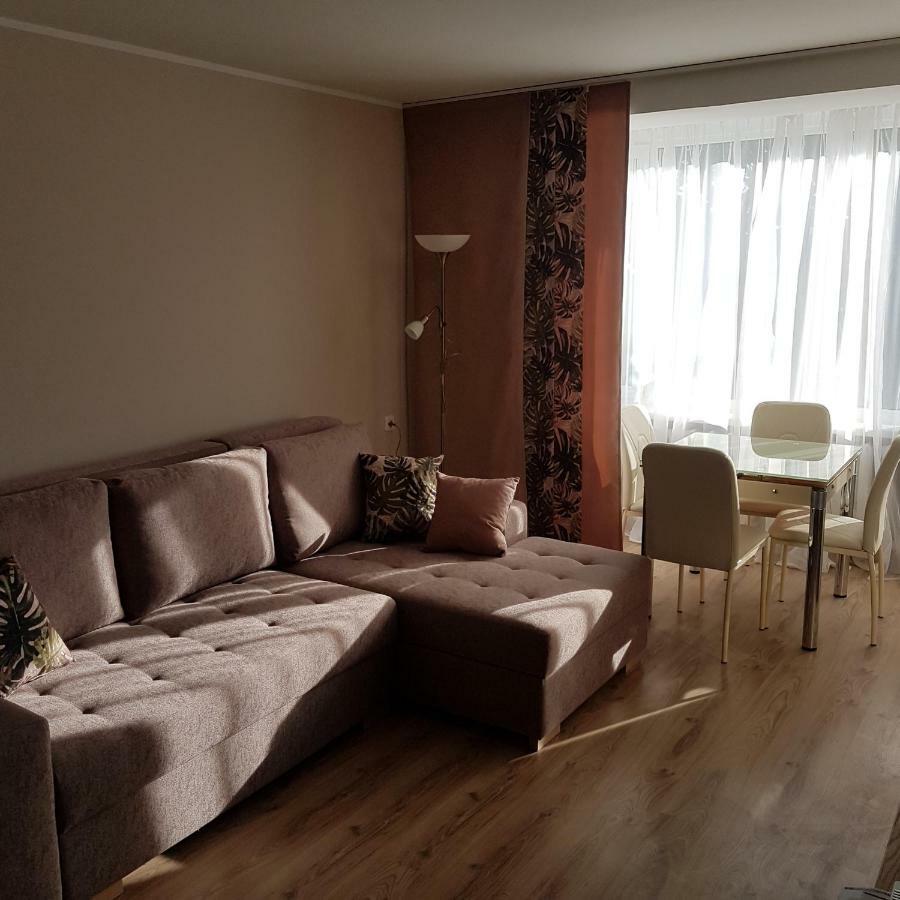 B-Est Lillekuela Apartment Tallinn Ngoại thất bức ảnh